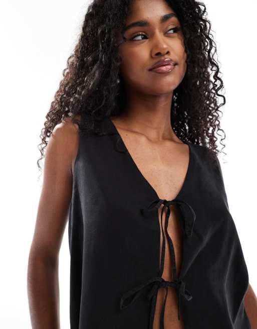 Vero Moda - Top nero allacciato sul davanti in coordinato, 2 di 4
