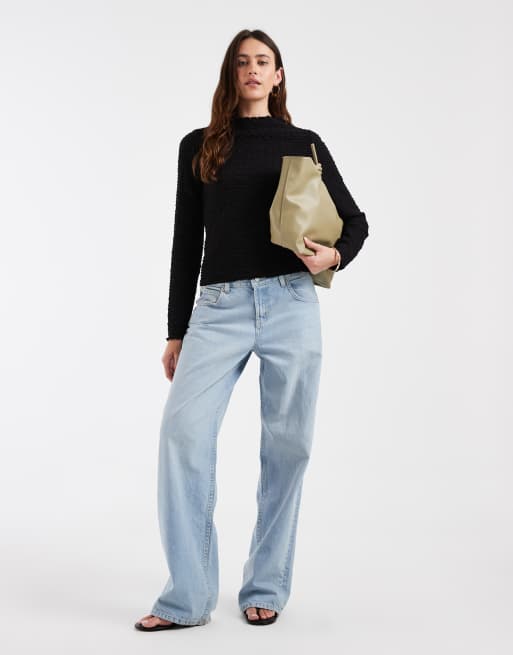 Vero Moda top texturé à manches longues avec bord ondulé noir, 2 de 4