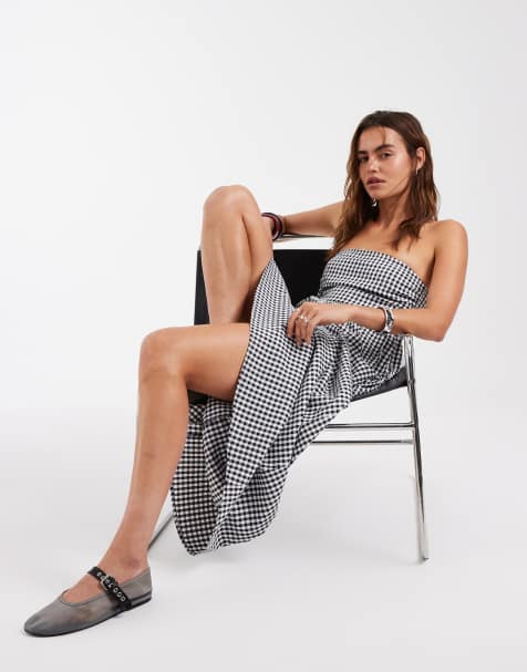 Vero Moda – Trägerloses Midikleid mit weitem Rock und schwarz-weißem Vichy-Karomuster - view 1