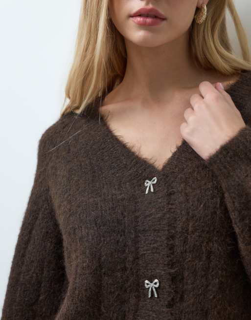 Vero Moda v-neck cardigan with bow detail buttons in chocolate brown, 2 of 4
