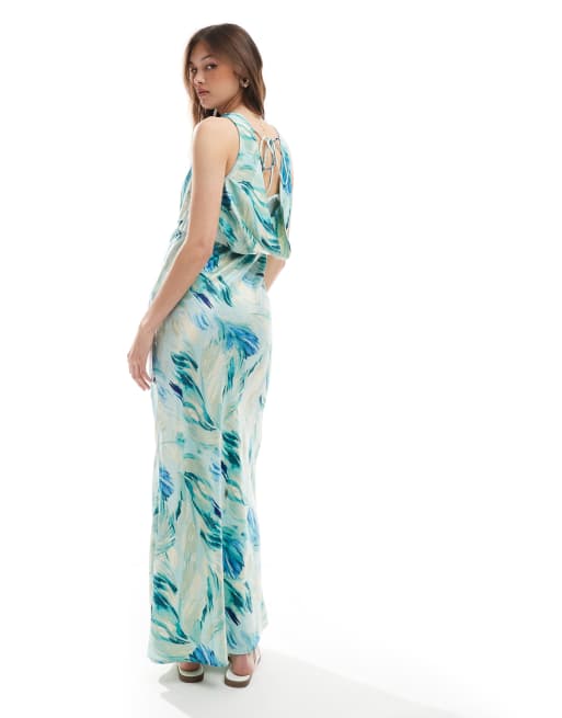 Vero Moda v-neck open back maxi dress in abstract blue print