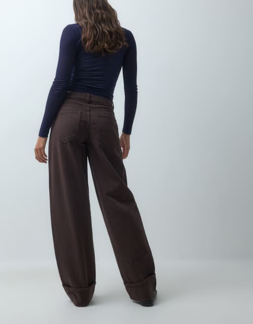 Vero Moda vaqueros barrel de talle medio con bajo vuelto en denim marrón chocolate, 3 de 5