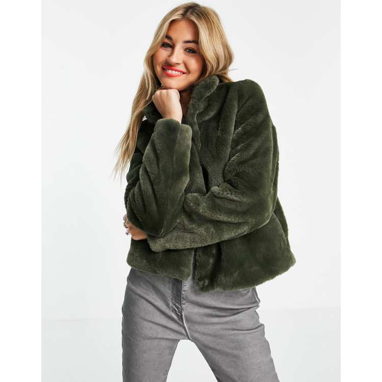 Vero Moda Veste en fausse fourrure Vert