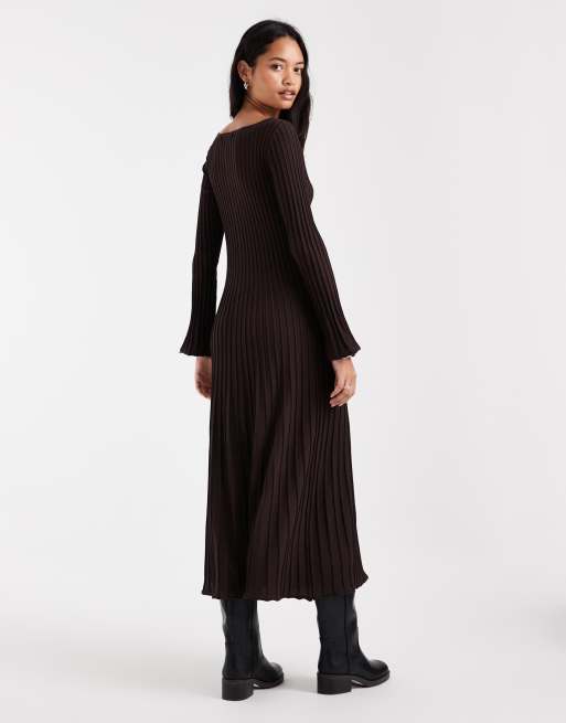 Vero Moda - vestido maxi acanalado de manga larga con cuello barco en marrón chocolate, 4 de 4