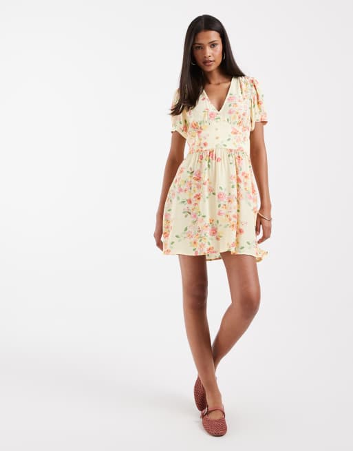 Vero Moda - Vestito corto da tè con bottoni sul davanti giallo a fiori, 2 di 4
