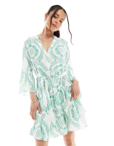 Vero Moda - Vestito verde a fiori con cintura e maniche scampanate - view 1