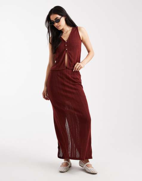 Vero Moda – Vinrött, stickat set med randig, ärmlös topp och kjol - view 1