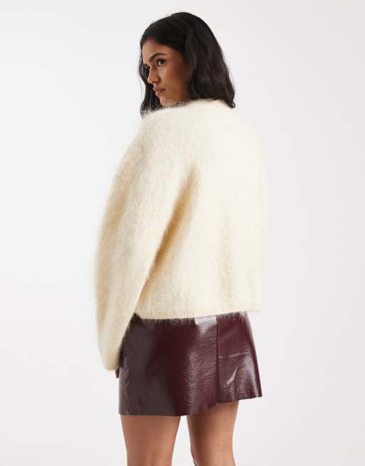 Vero Moda vinyl mini skirt in burgundy, 4 of 4