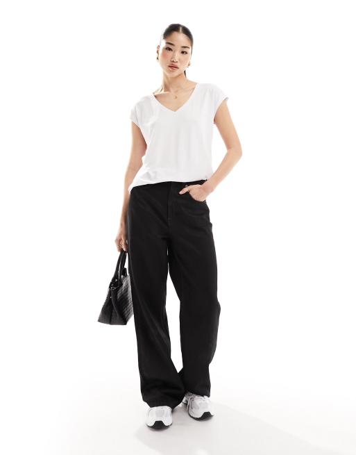 Vero Moda – Vit, v-ringad t-shirt, 2 av 4