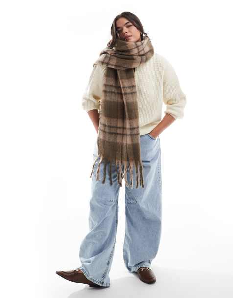 Vero Moda – Weicher Bouclé-Schal in kariertem Braun - view 1