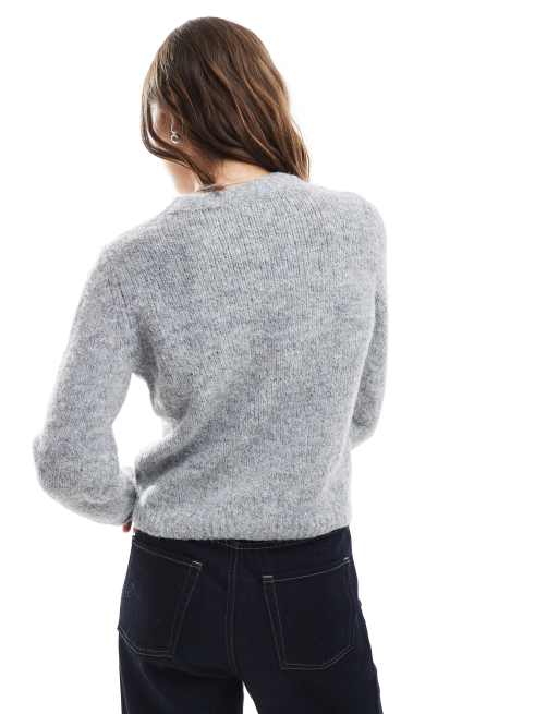 Vero Moda – Weicher, flauschiger Pullover in Grau meliert mit Rundhalsausschnitt, 4 von 4