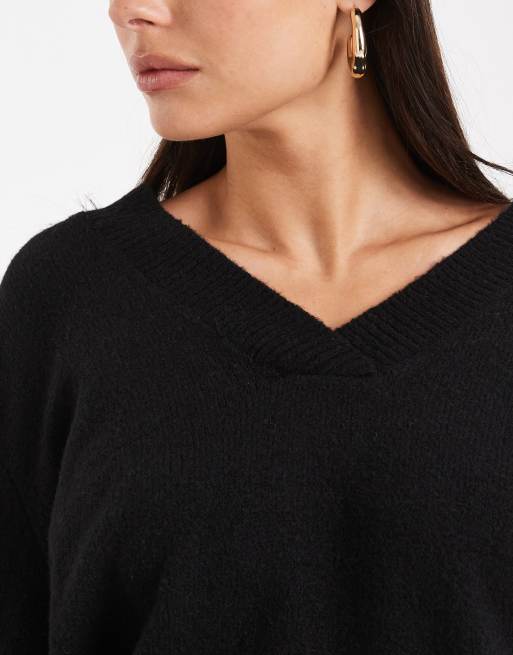 Vero Moda – Weicher Oversize-Pullover in Schwarz mit V-Ausschnitt, 2 von 4