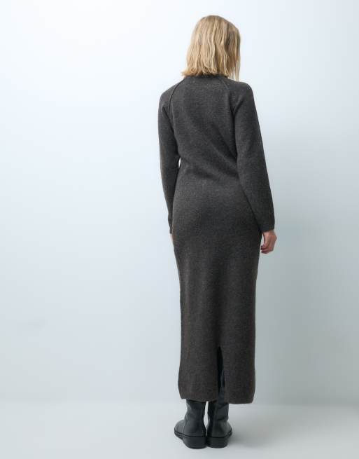 Vero Moda weiches Strick-Maxikleid mit Rundhalsausschnitt in schokobraun meliert, 3 von 4
