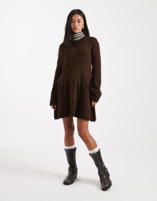 Vero Moda - Weiches Strick-Minikleid in Schokobraun meliert mit Knopfleiste vorne-Brown