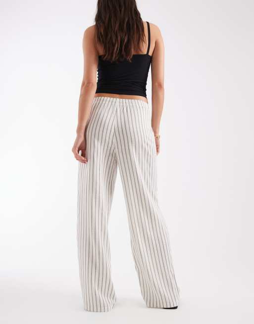 Vero Moda – Weit geschnittene Hose in gestreiftem Cremeweiß mit Leinenanteil und Kordelzugbund, 3 von 5