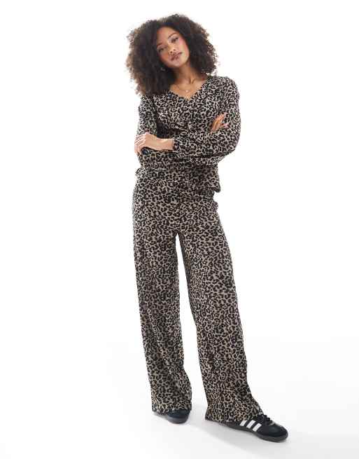 Vero Moda wide leg jersey pants in leopard print (part of a set)