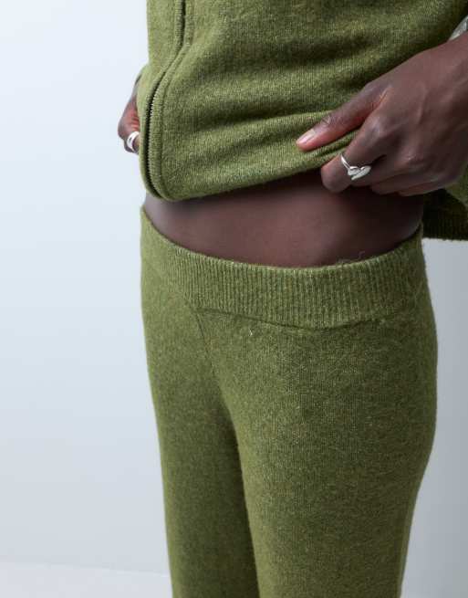 Vero Moda wide leg knitted pants co-ord in moss green melange, 3 of 5