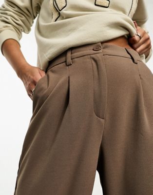 Vero Moda wide leg pants in brown | ASOS