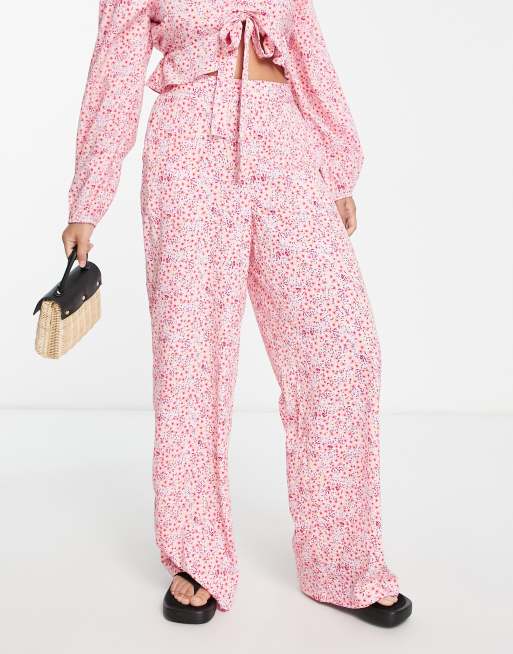 Vero Moda Tall wide leg pants in pink