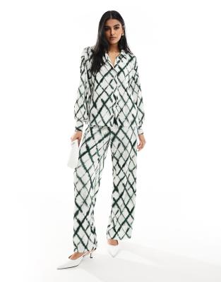 Vero Moda Wide Leg Pants In Tie Dye Plaid - Part Of A Set-white