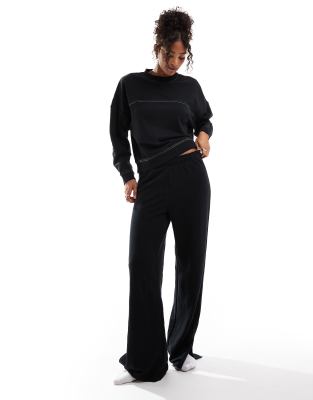 wide leg sweatpants in black - part of a set