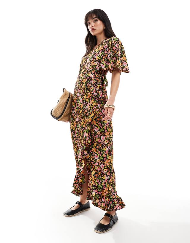 Vero Moda - wrap front maxi dress in dark floral print