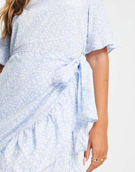 Vero Moda wrap front mini tea dress in blue floral, 3 of 4