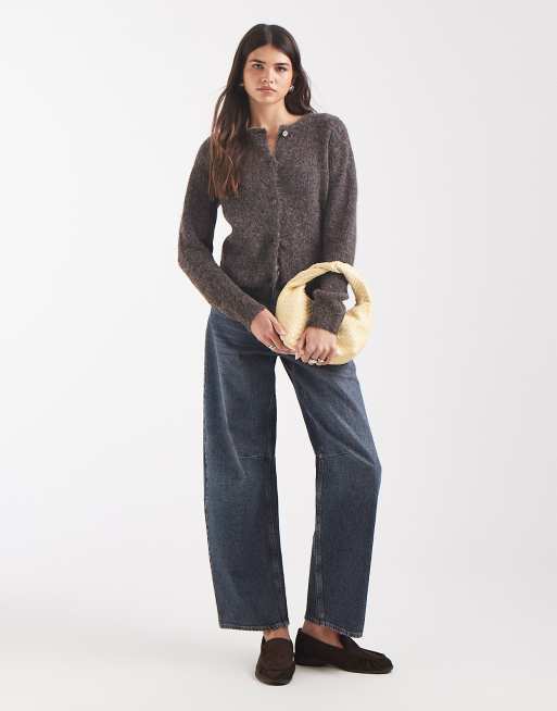 Vero Moda zachte fluffy gebreide cardigan met ronde hals in chocoladebruin gemêleerd, 2 van 4