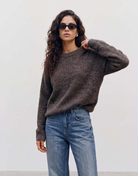 Vero Moda zachte fluffy gebreide trui met ronde hals in chocoladebruin - view 1