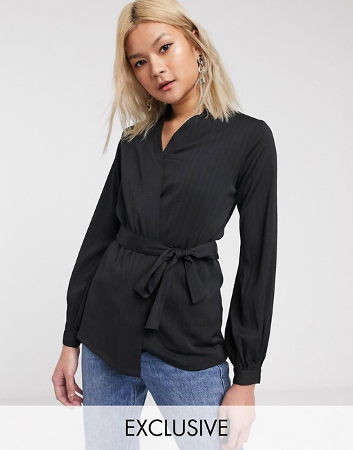 Verona wrap top with balloon sleeves and tie waist