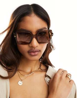 Versace - Eckige Oversize-Sonnenbrille in transparentem Braun-Brown