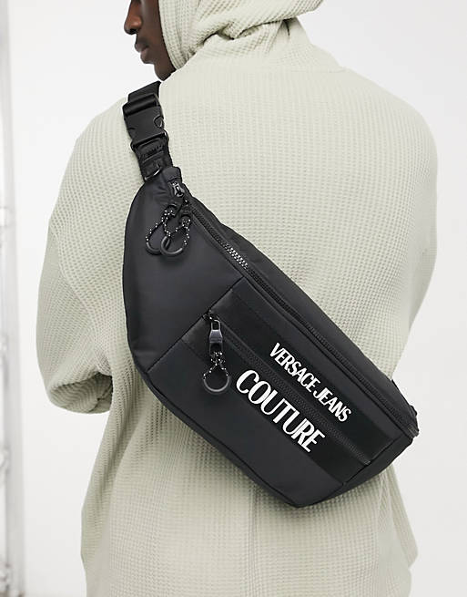 Betaling Utilfreds Deqenereret Versace Jeans Couture bumbag with logo in black | ASOS