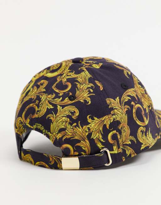 Versace Jeans Couture Kappe Mit Barock Print In Schwarz Asos