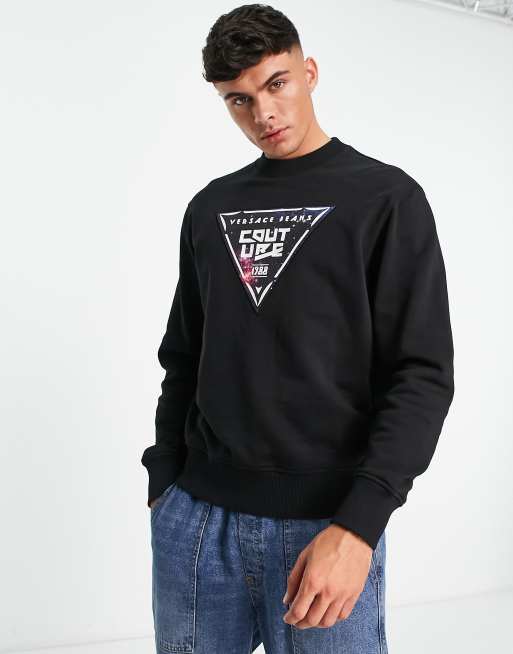 Versace Jeans – Couture – Sweatshirt in Schwarz mit „Space“-Aufnäher