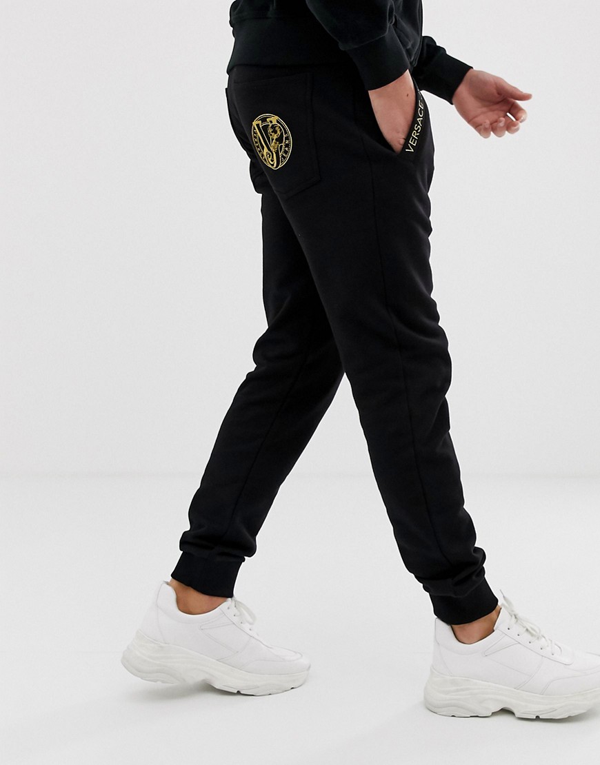 Versace Jeans skinny joggingbukser med logo bagpå-Sort