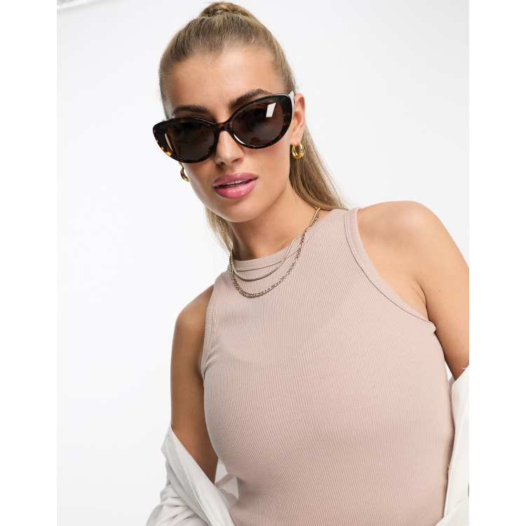 Embellished cat-eye sunglasses in black - Versace