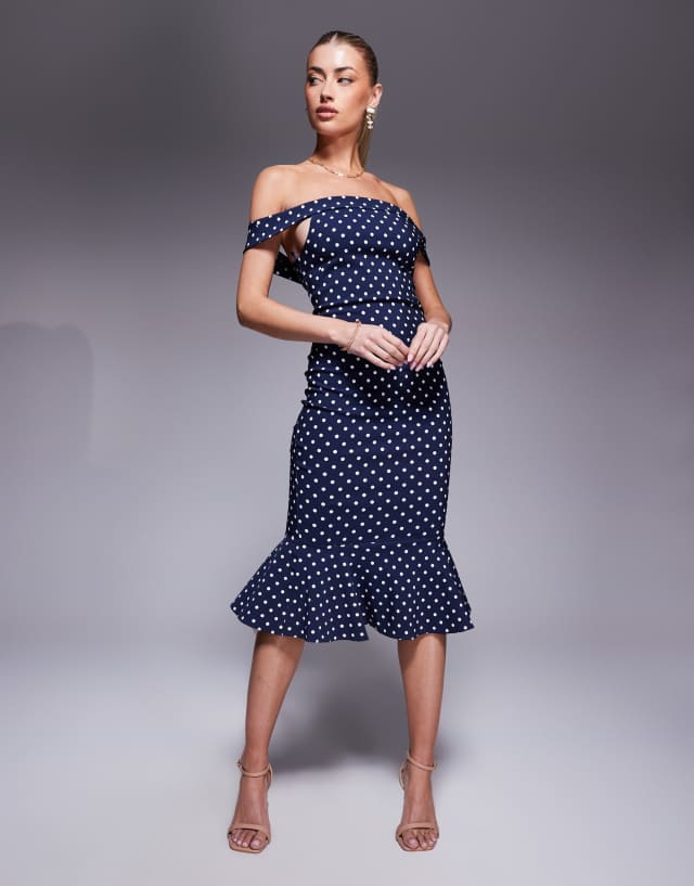 tahari casual dresses Elie Pleated Silk-Blend Maxi Dress Size clothing:XXX Large FITModel measurements Azazie Plus Size A-Line/Princess color-peacock