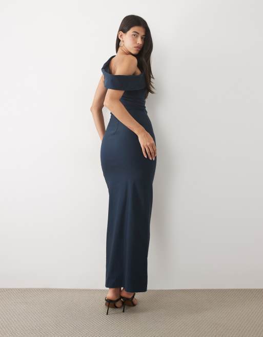 Vesper bengaline asymmetric drape off shoulder thigh split maxi dress in navy, 3 of 4