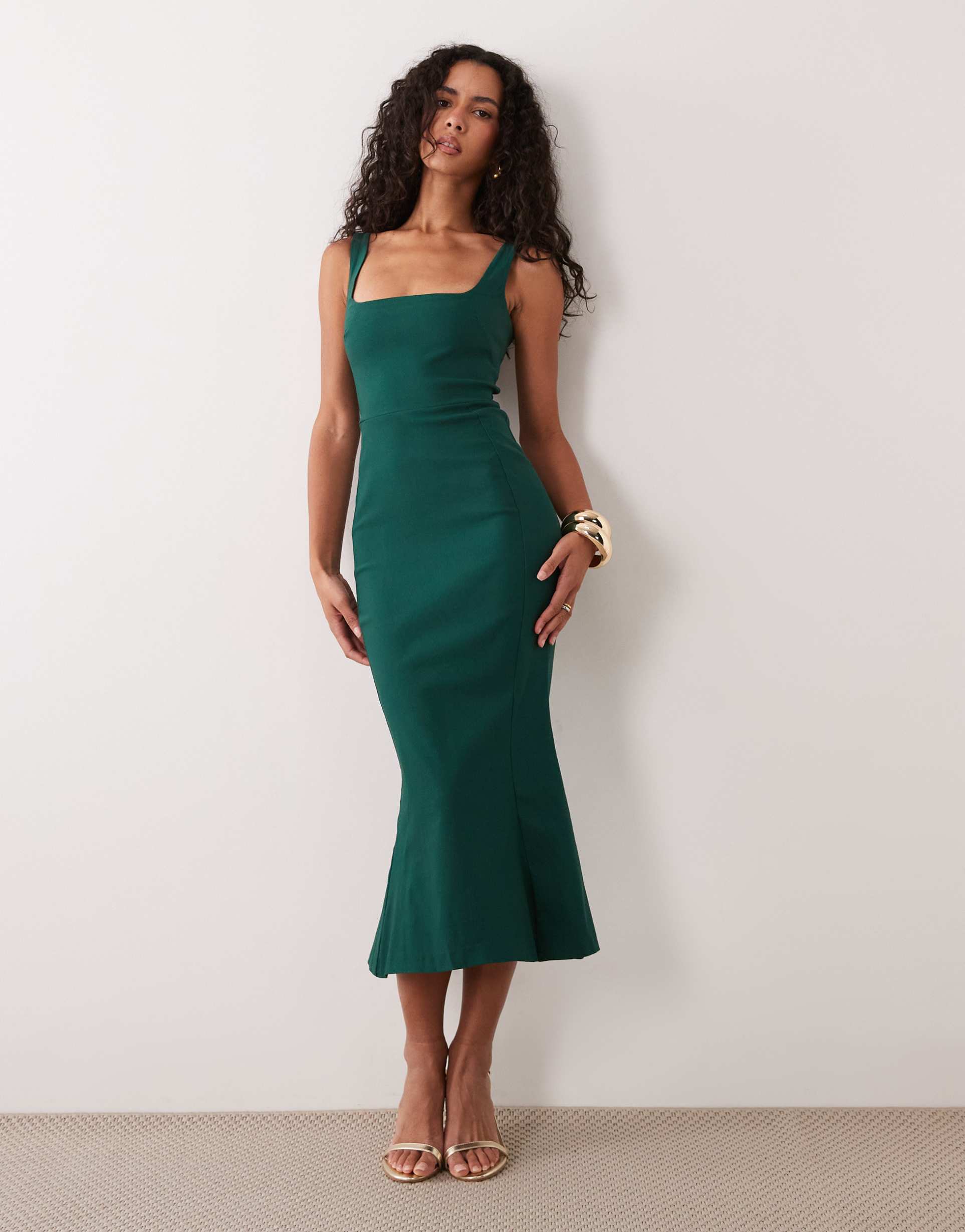 vesper bengaline sleeveless square neck fishtail midi dress in forest green