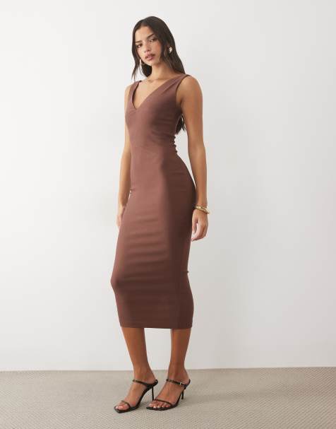 Vesper bengaline v-neck midaxi dress in chocolate