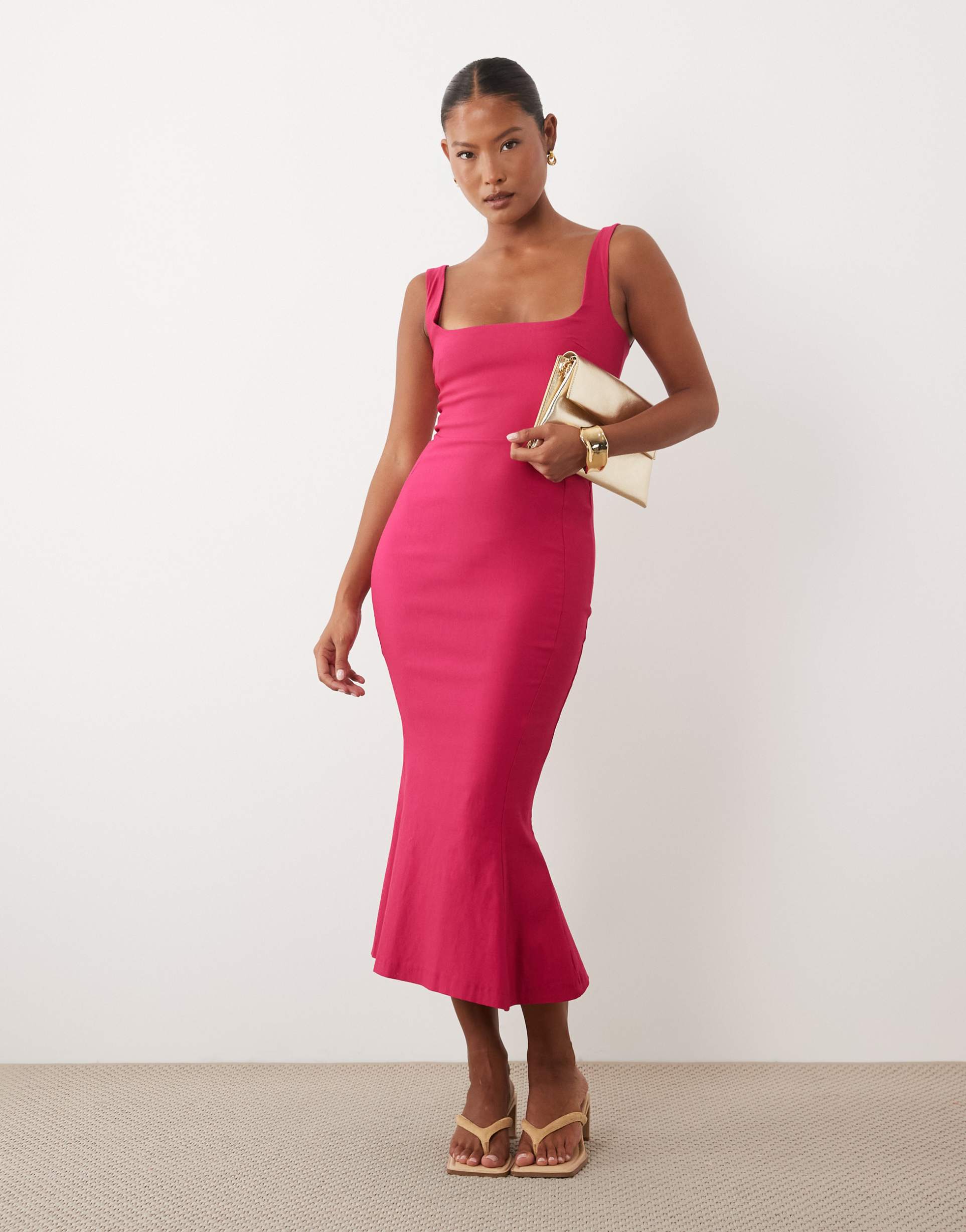 vesper petite bengaline sleeveless square neck fishtail midi dress in pink