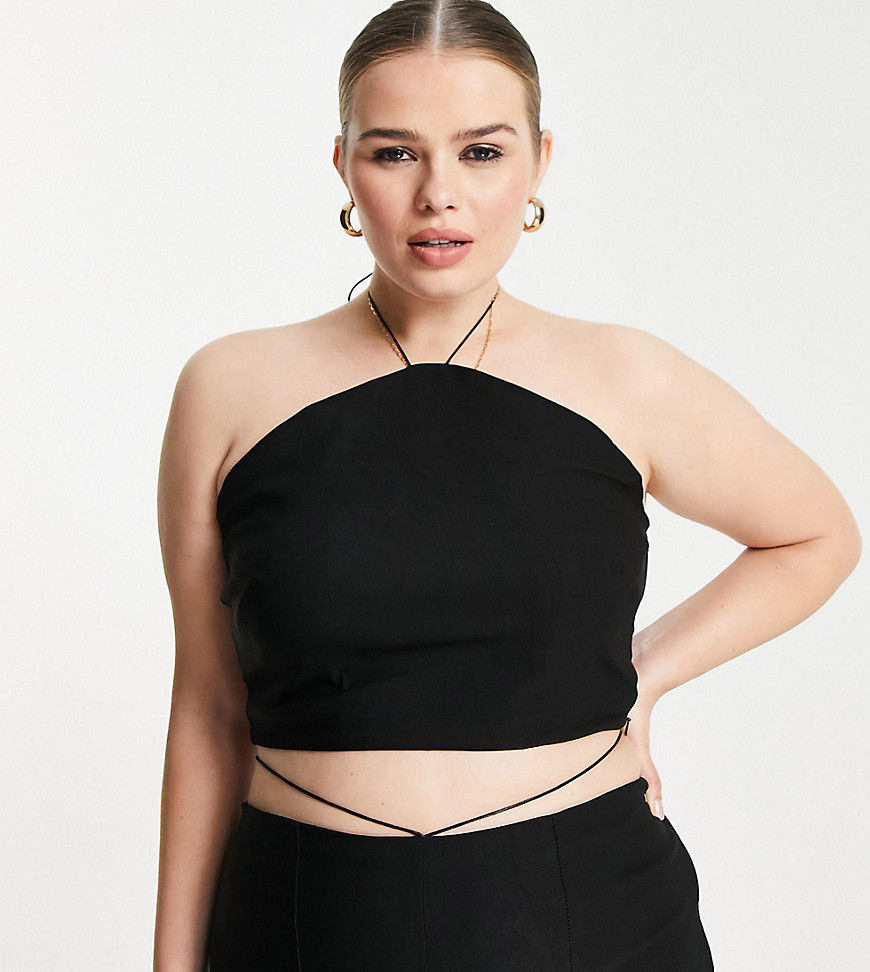 Plus-size top by Vesper Part of a co-ord set Trousers sold separately Halter tie neck Sleeveless style Zip-side fastening Longline cut Slim fit