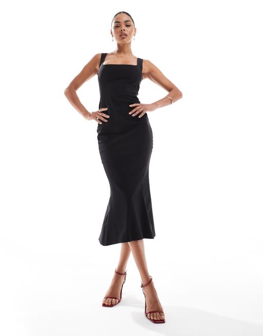 Vesper - Robe longueur mollet à ourlet plongeant et encolure carrée - Noir