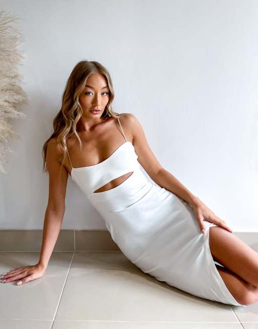 Vesper - Robe mi-longue à découpe style années 90 - Ivoire 