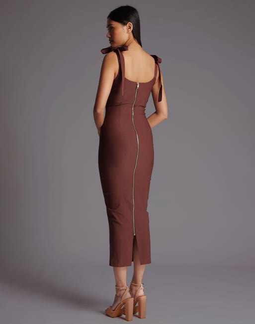 Vesper Ruched bust tie strap midaxi dress in chocolate, 4 of 4