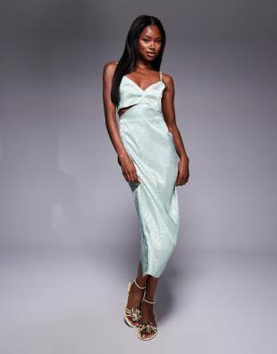Wedding Guest 3