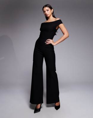 Vesper - Schulterfreier Jumpsuit in Schwarz
