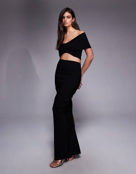 Vesper - Sort sæt med offshoulder-croptop med snoning foran og maxinederdel i bengalin - view 1