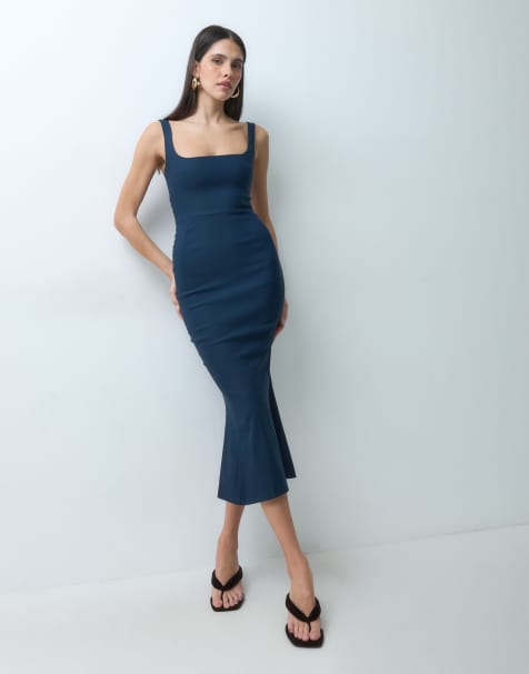 Vesper vestido midi de bengalina sin mangas con escote cuadrado y bajo sirena en azul marino - view 1