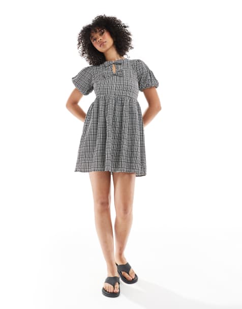 Vestido a cuadros vichy amplio con lazo en la parte delantera de New Look - view 1